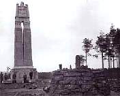 monument01.jpg